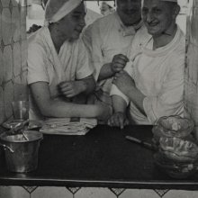 Christian Schad, Blick in eine Großküche, 1934/35